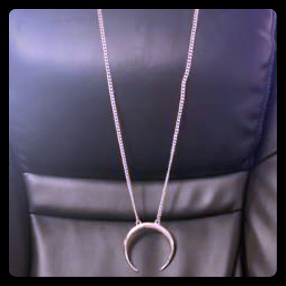 Upside down moon necklace - Picture 1 of 2